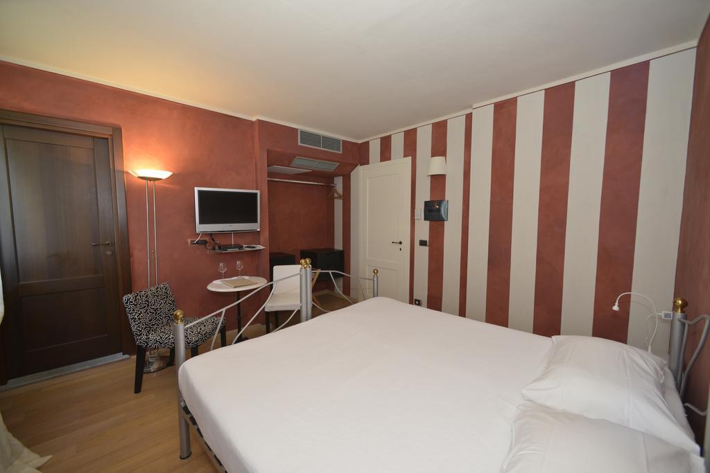 Cascina San Michele Bed & Breakfast Costigliole d'Asti Oda fotoğraf